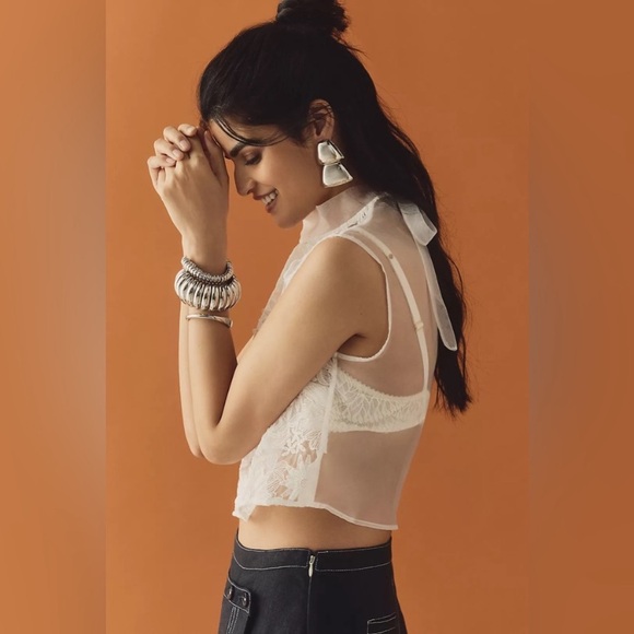 Maeve Sleeveless Sheer Floral Blouse xs,sm,med - Picture 2 of 12